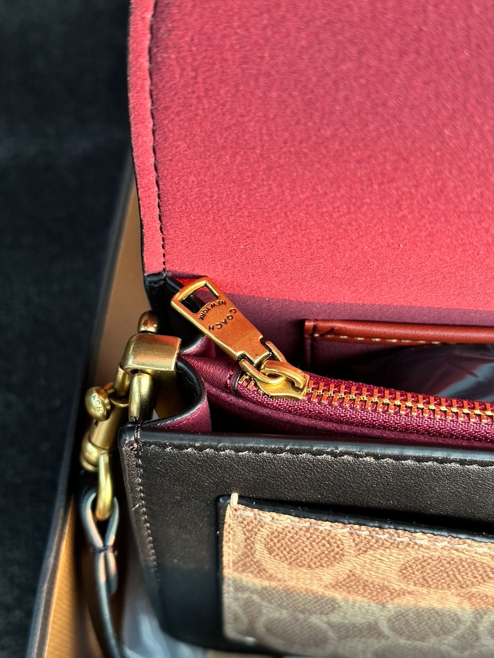 Coach Tabby Black/Beige Shoulder Bag In Signature Canvas - 7