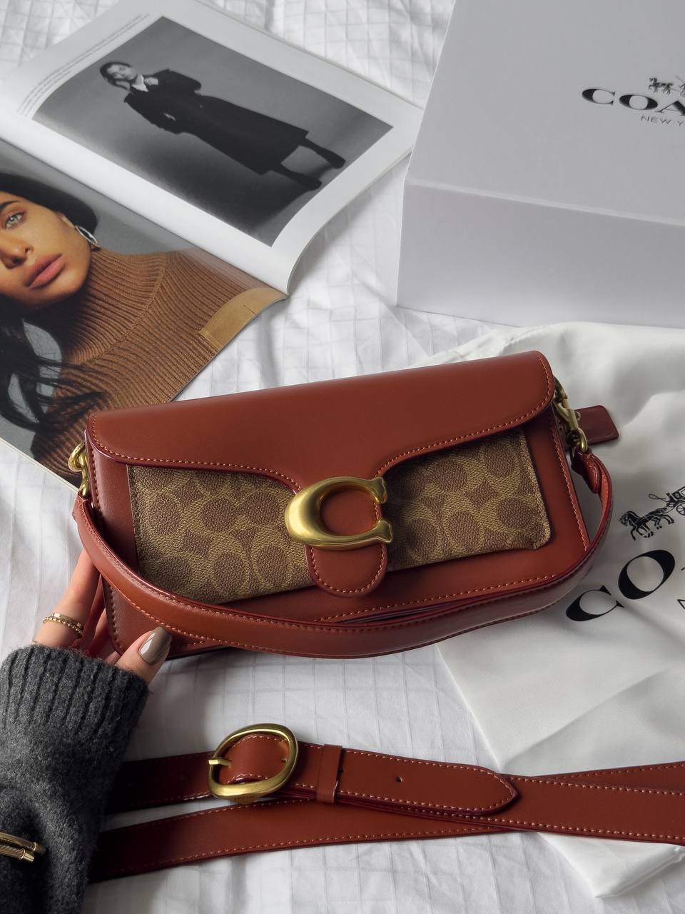 Coach Tabby Red/Beige Shoulder Bag In Signature Canvas - 2