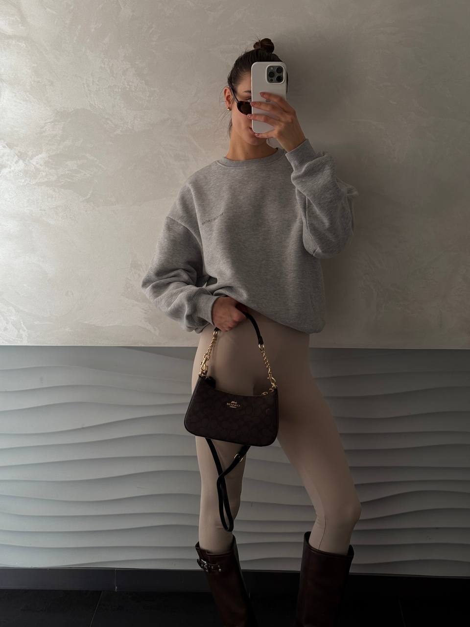 Coach Teri Shoulder Bag In Signature Canvas - 8