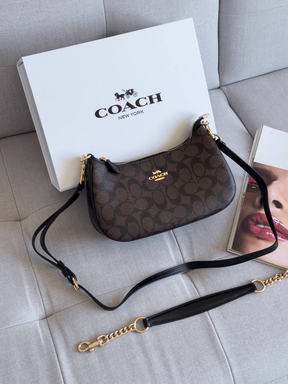 Coach Teri Shoulder Bag In Signature Canvas - 2