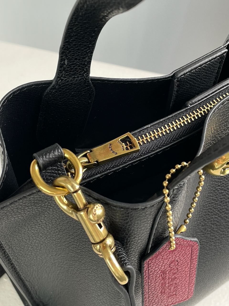 Coach Willow Tote 24 In Black - 18