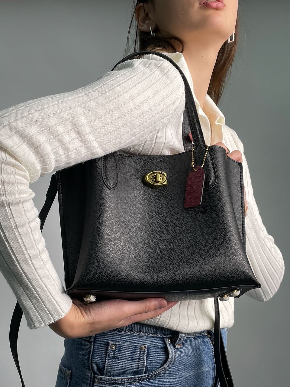 Coach Willow Tote 24 In Black - 4