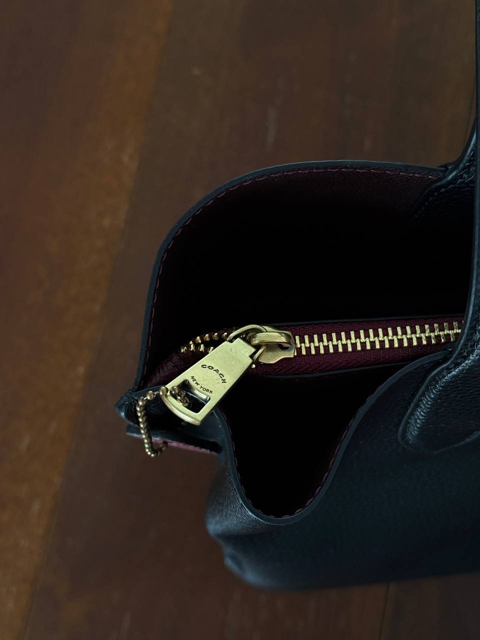 Coach Willow Tote Black - 8