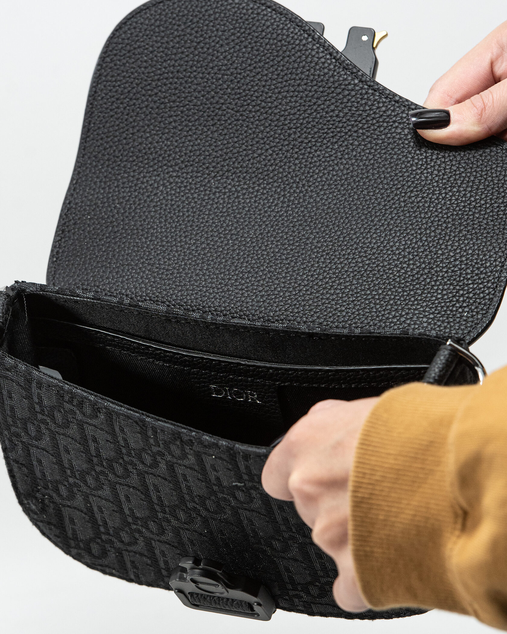 Dior Bobby Small Bag in Black Oblique Jacquard - 11