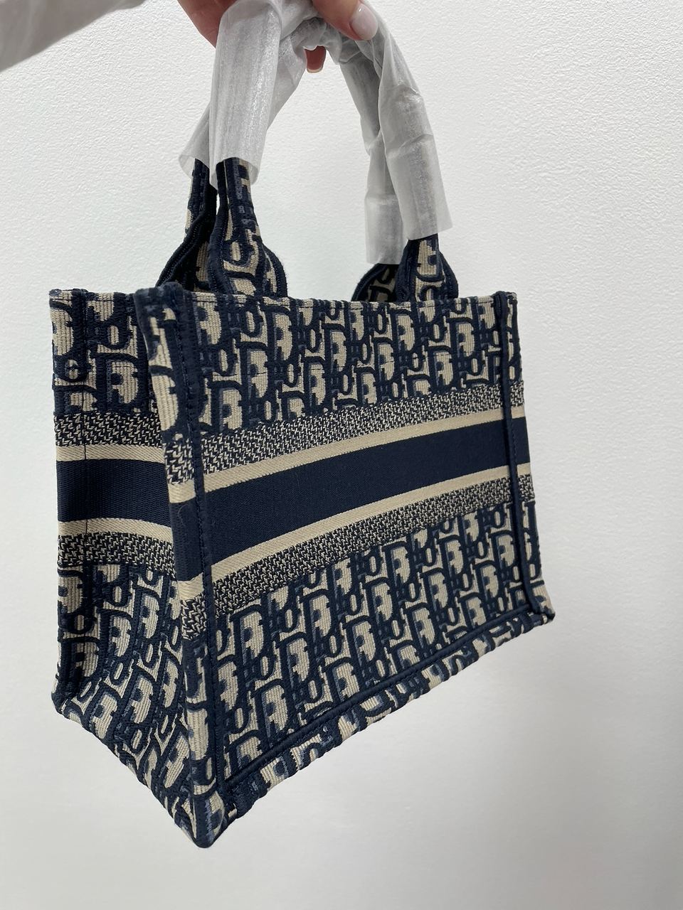 Dior Small Book Tote Ecru and Blue Dior Oblique Embroidery - 10