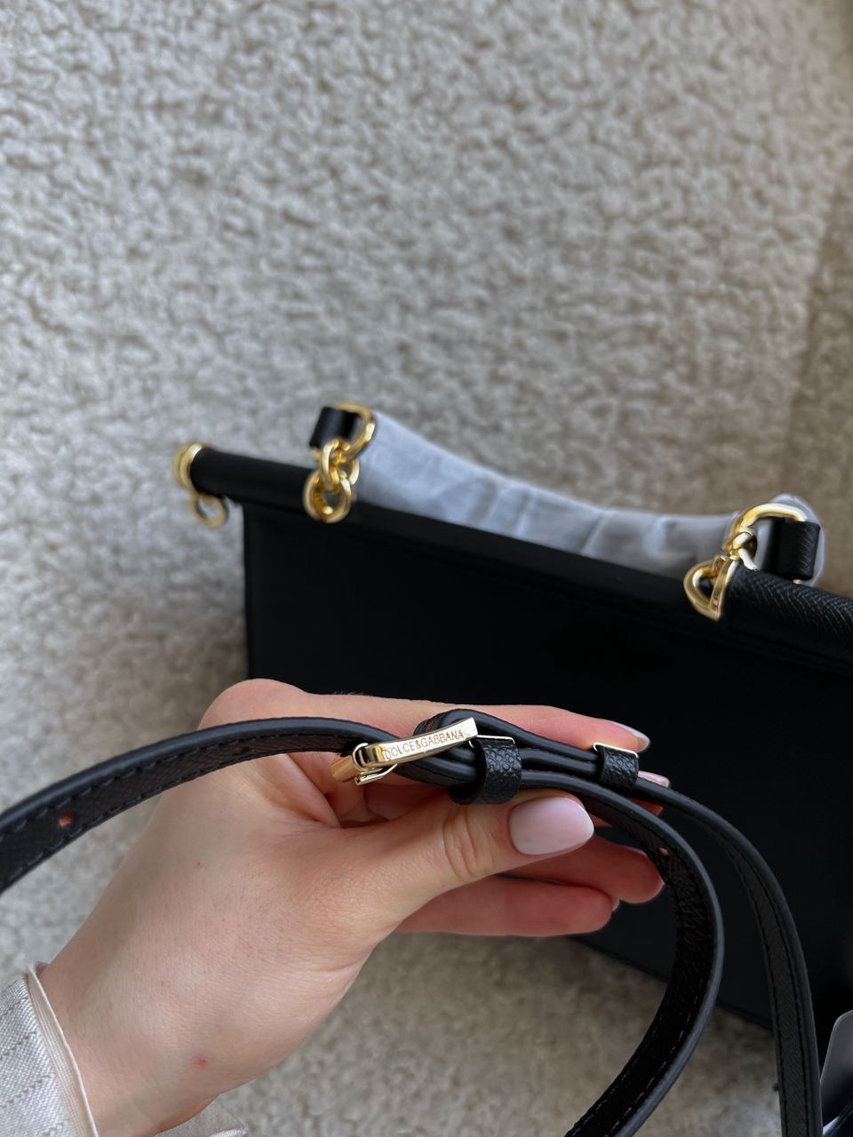 Dolce &amp; Gabbana Sicily Medium Leather Shoulder Bag - Black - 11