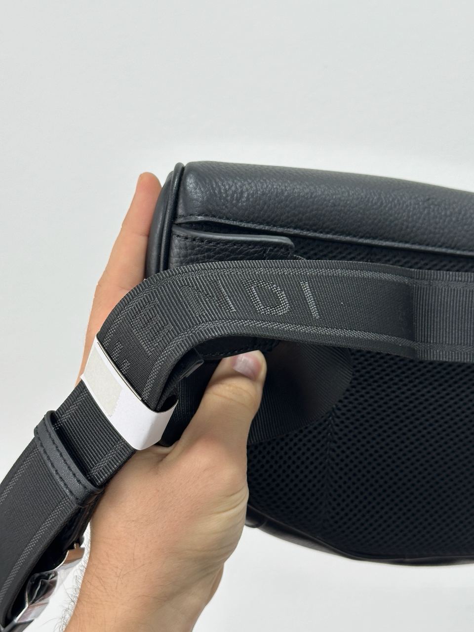 Fendi FF Zipped Belt Black Bag - 10