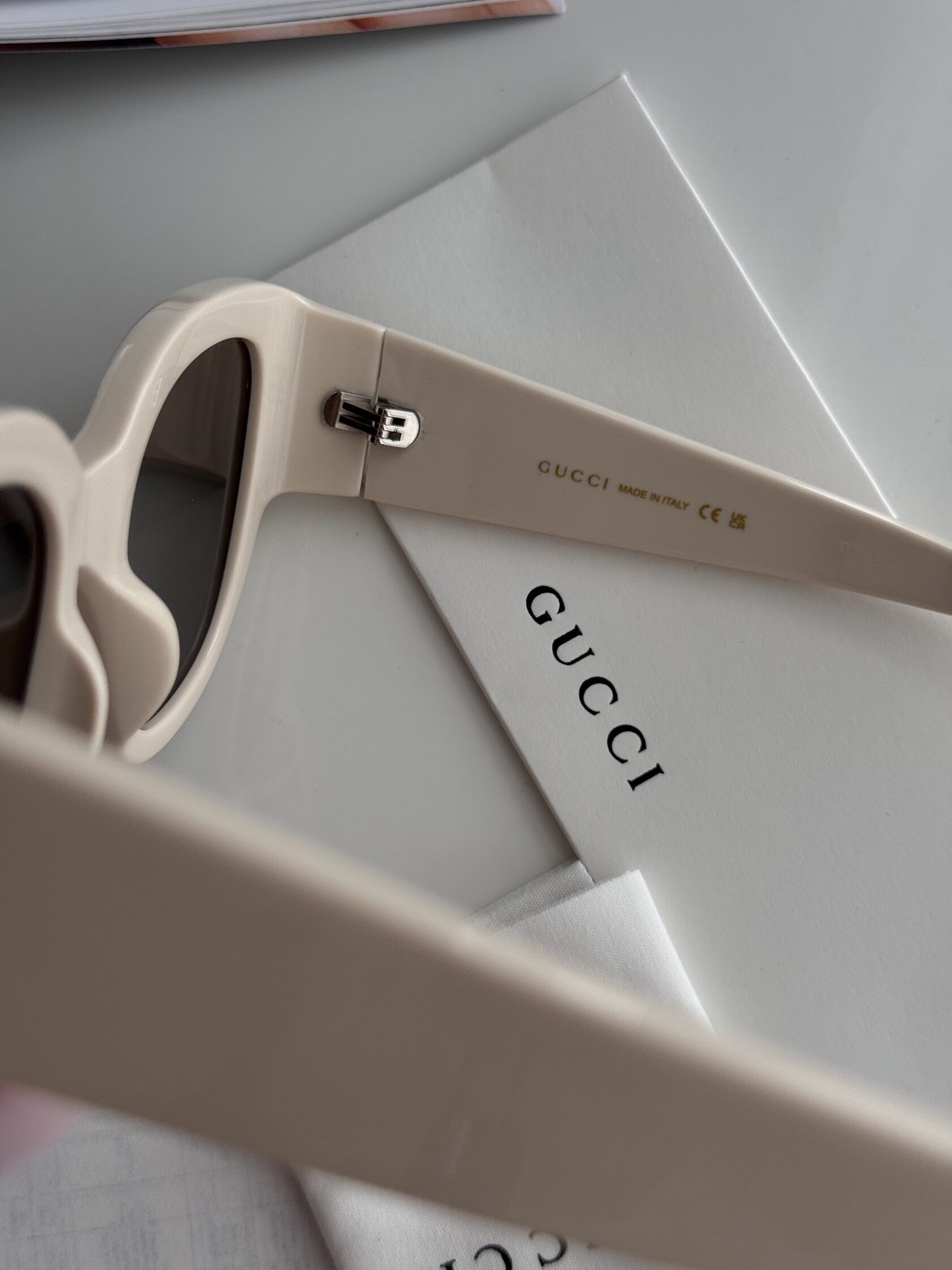 Gucci Beige/Brown GG1599SA 002 - 10