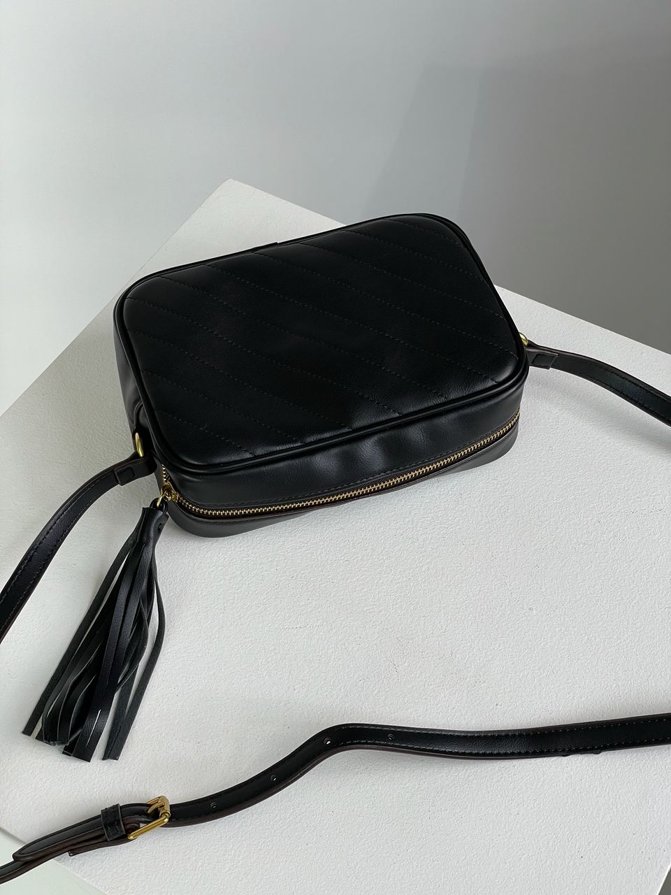 Gucci Blondie Medium Shoulder Bag Black - 12