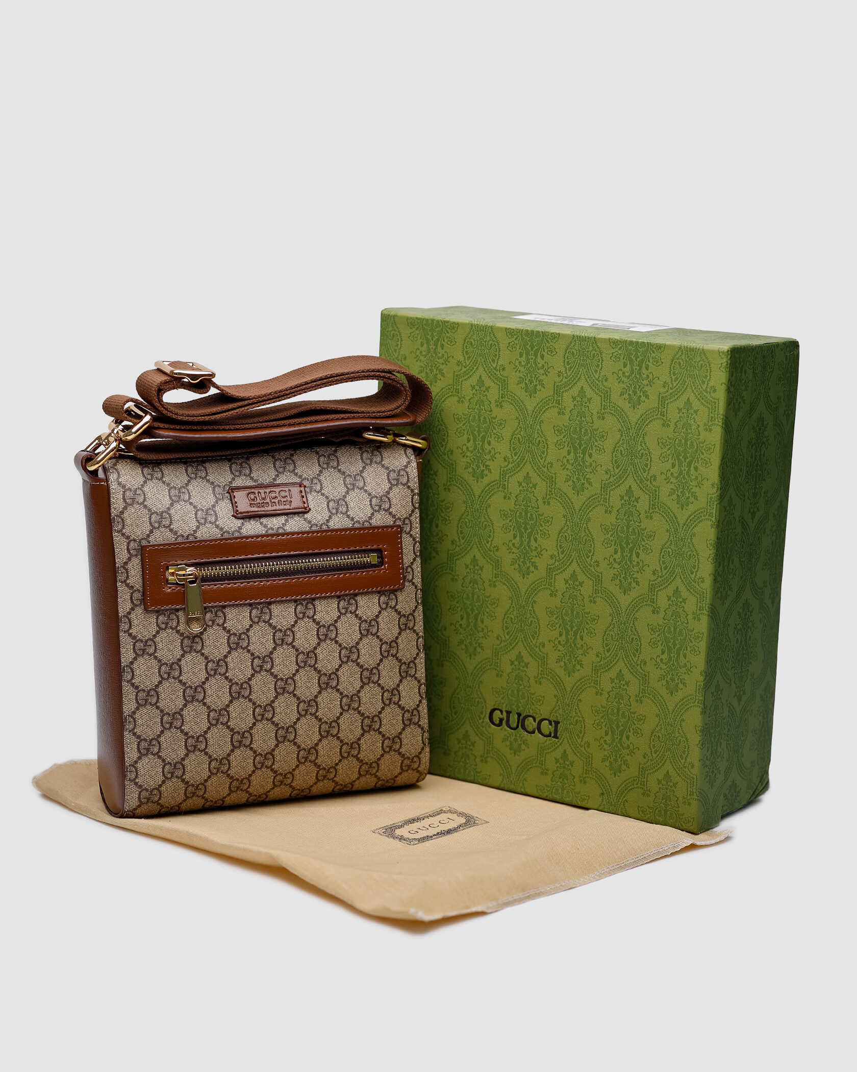 Gucci GG Supreme Shoulder Bag Brown - 2