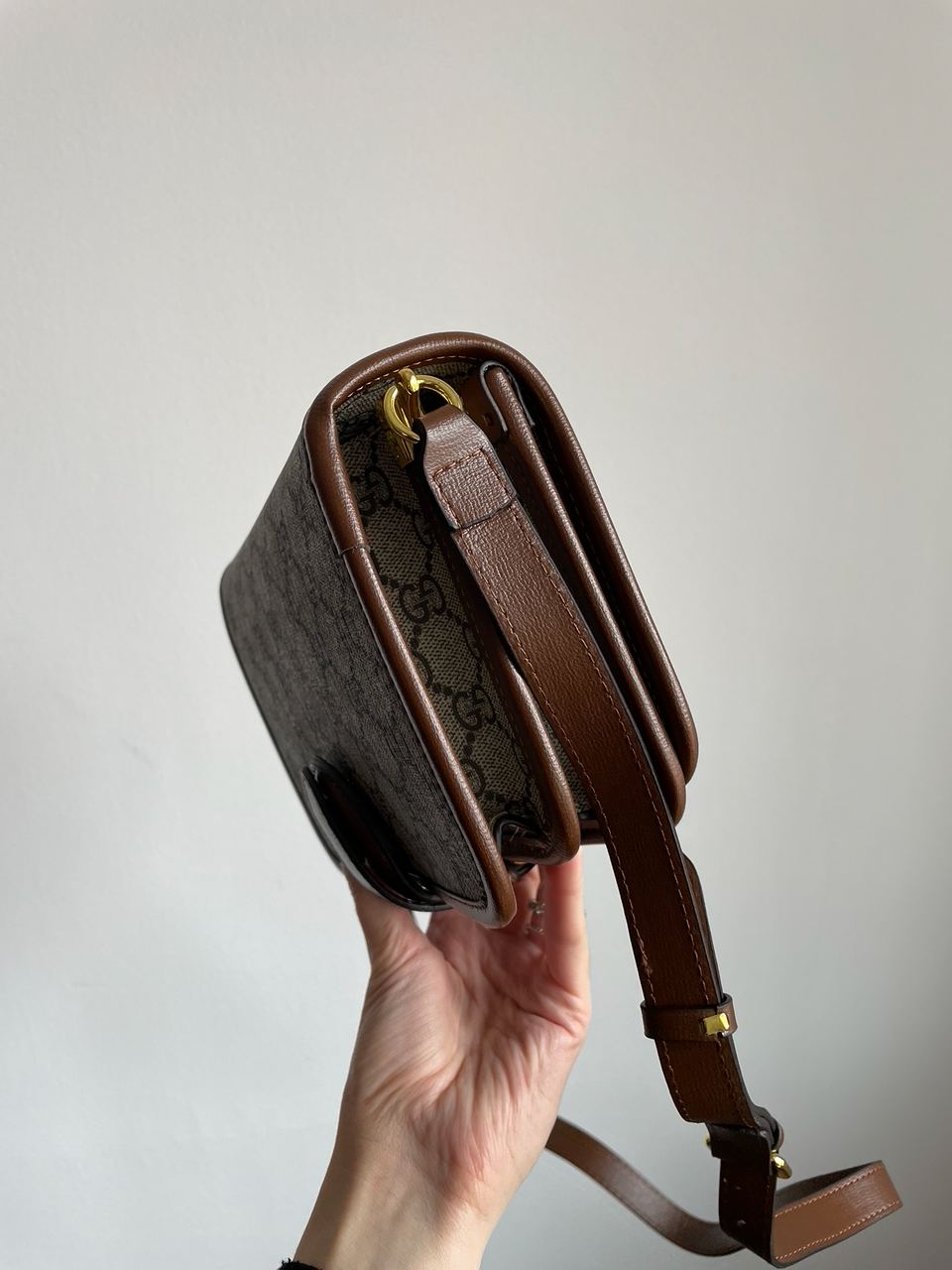 Gucci Mini Shoulder Bag With Interlocking G - 17