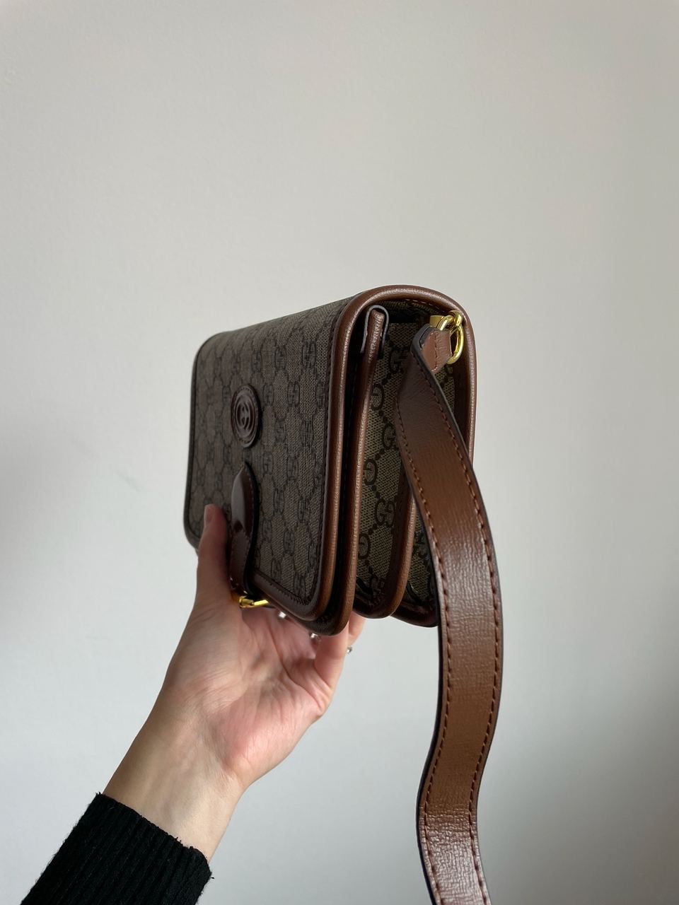 Gucci Mini Shoulder Bag With Interlocking G - 18