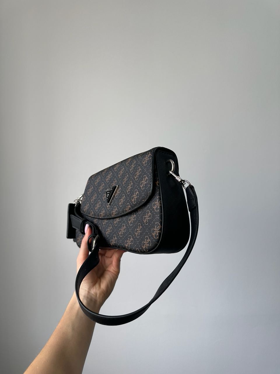 Guess Cordelia Shoulder Bag Brown Canvas - 7