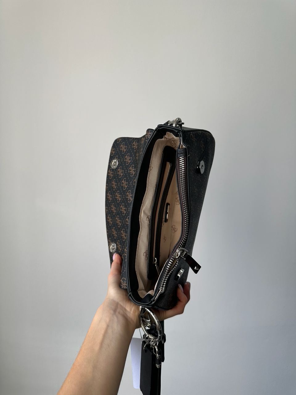 Guess Cordelia Shoulder Bag Brown Canvas - 8