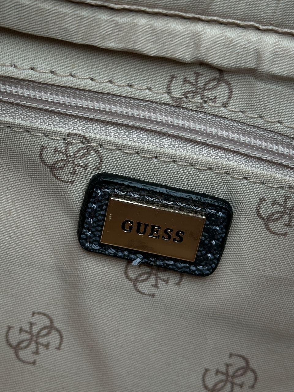 Guess Noelle Quattro G Shoulder Bag Blue - 10
