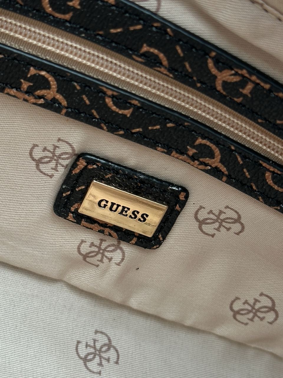 Guess Noelle Quattro G Shoulder Bag Brown - 9