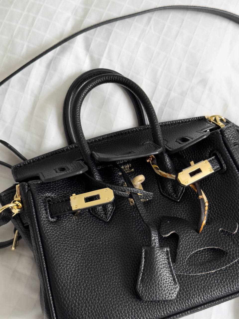 Hermès Birkin 20 Bag in Black Leather - 18