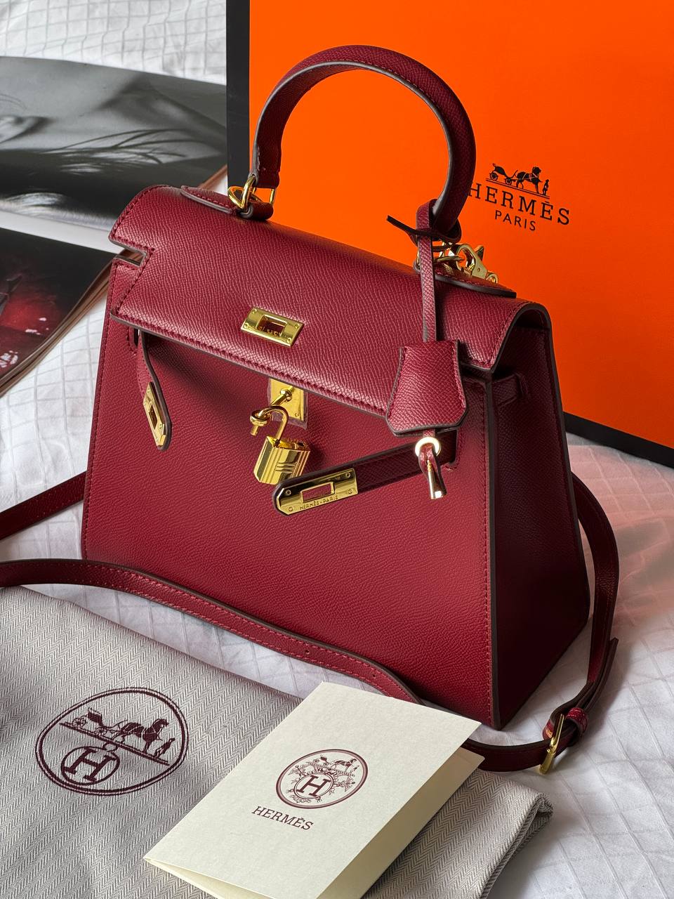 Hermès Kelly 25 Sellier Epsom Leather Bag in Rouge H (Bordeaux/Burgundy) - 11