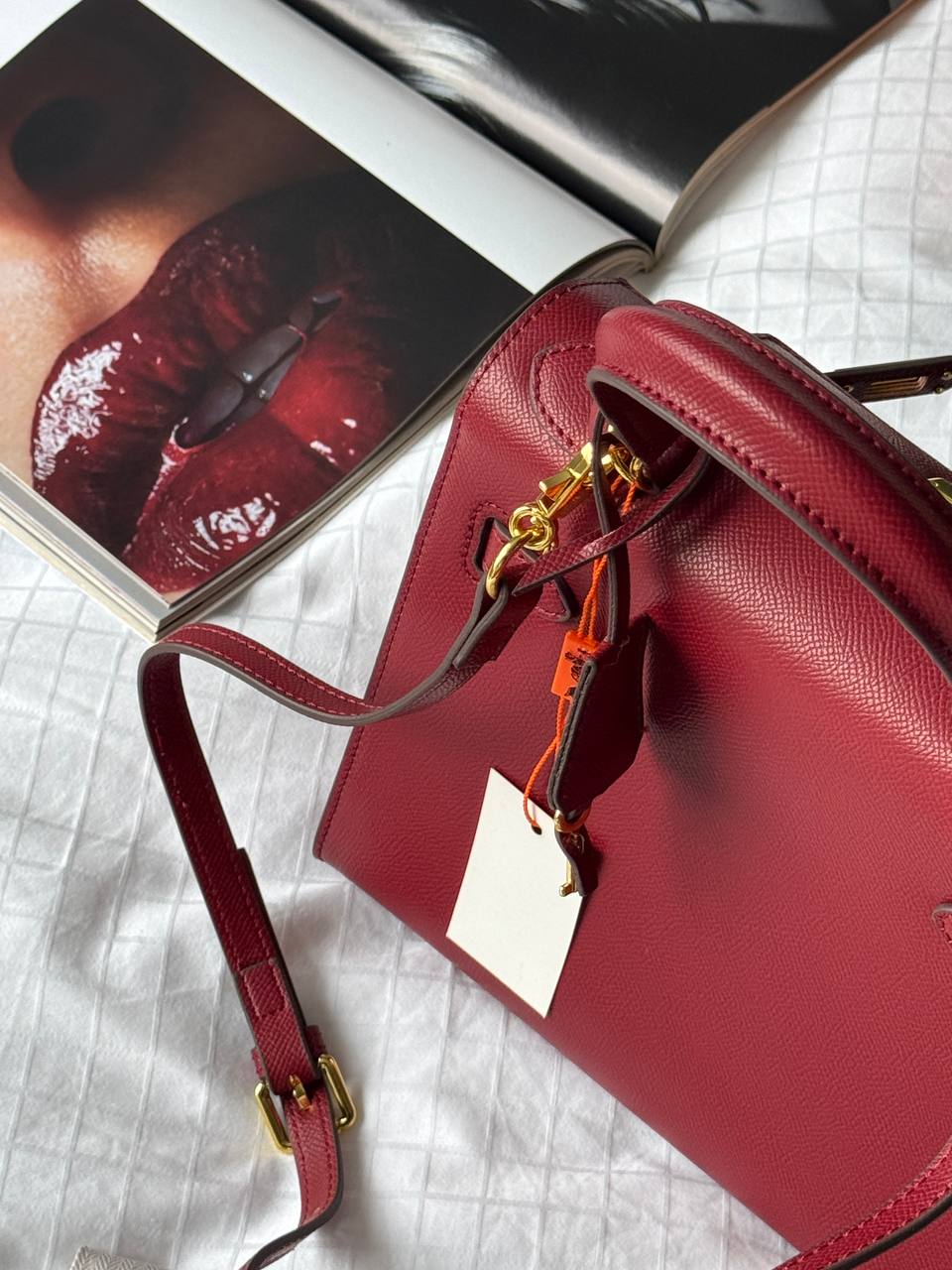 Hermès Kelly 25 Sellier Epsom Leather Bag in Rouge H (Bordeaux/Burgundy) - 21