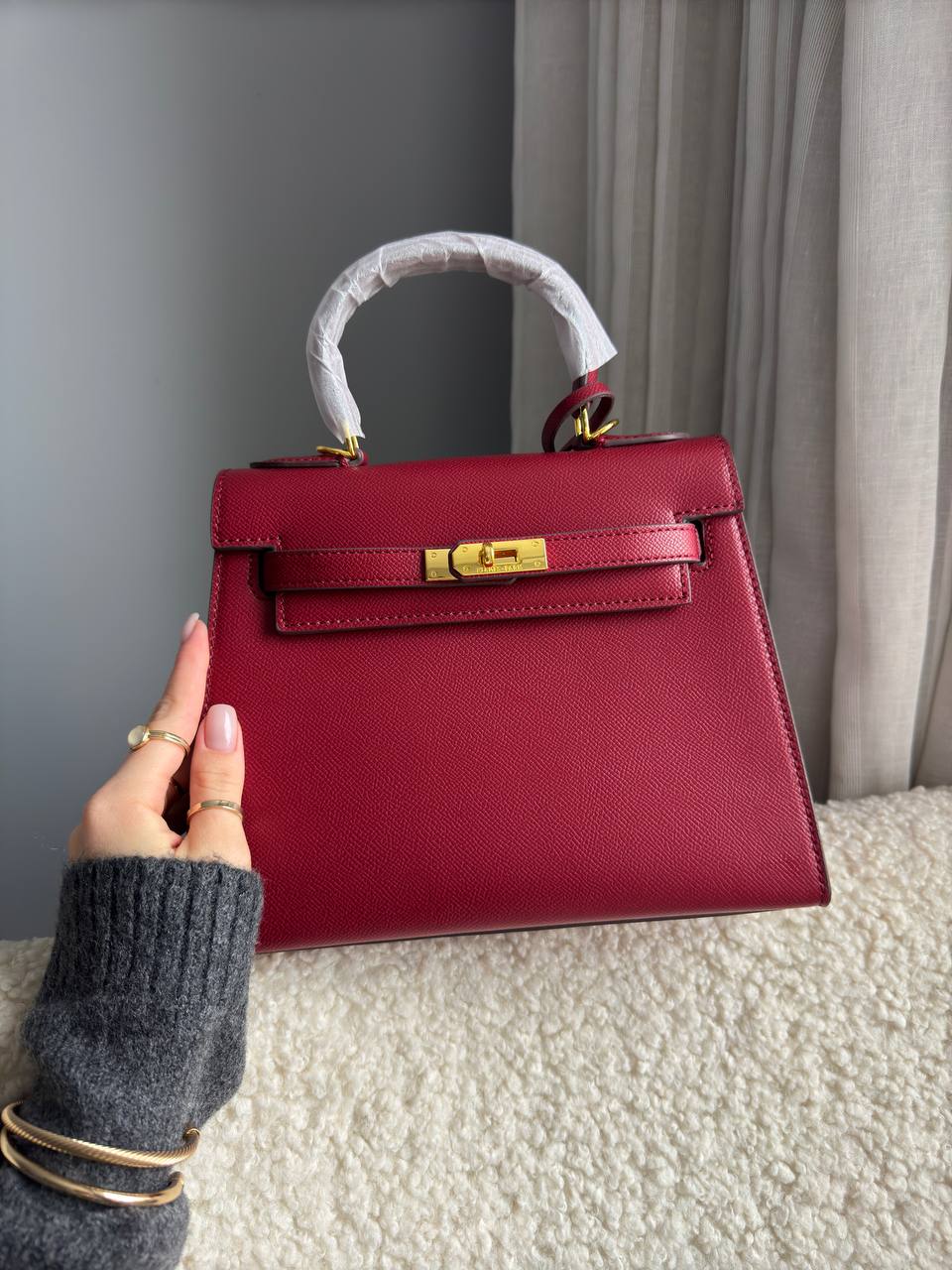 Hermès Kelly 25 Sellier Epsom Leather Bag in Rouge H (Bordeaux/Burgundy) - 3
