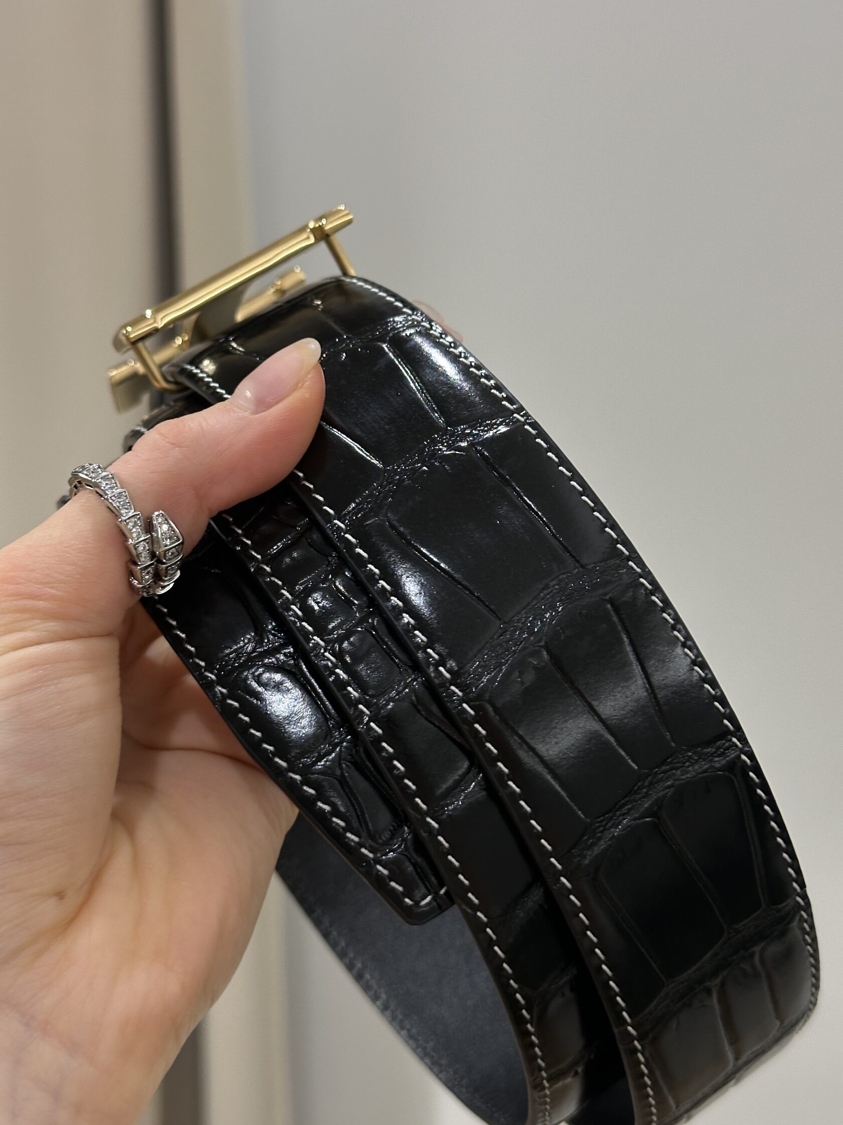 Hermes Constance Belt in Porosus Crocodile Black/Gold - 12