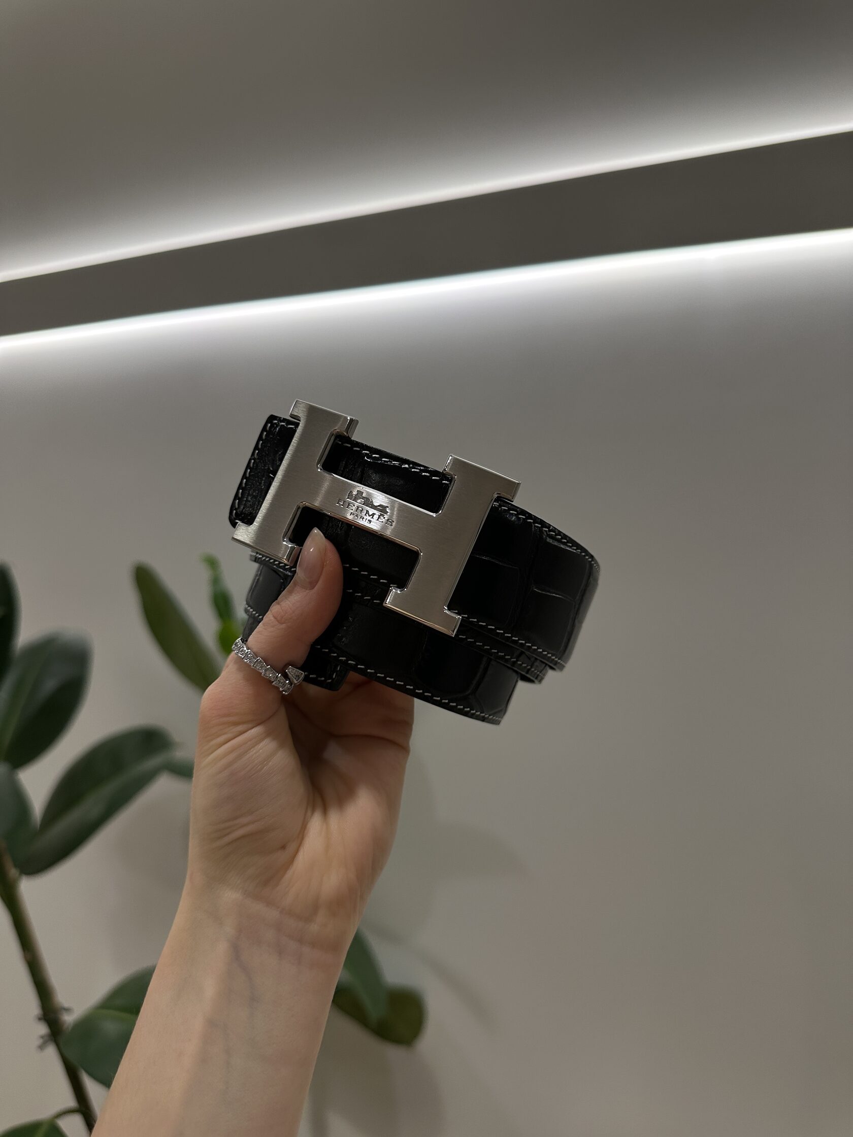 Hermes Constance Belt in Porosus crocodile Black/Silver - 4