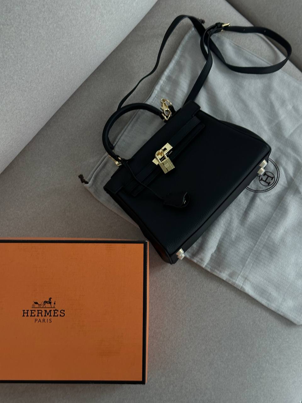 Hermes Kelly 25 Black/Gold - 15