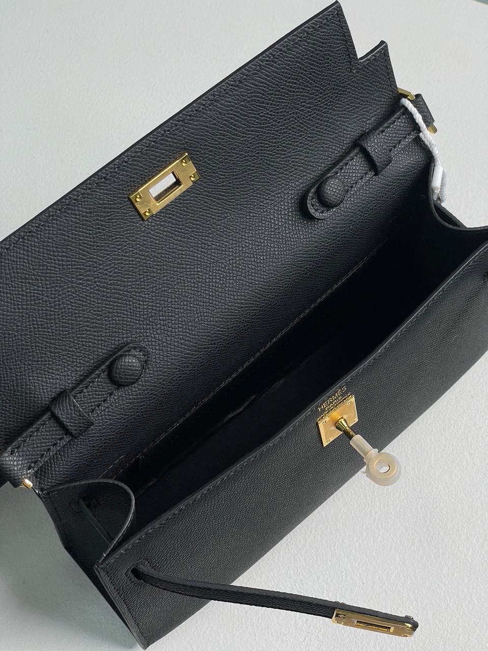 Hermes Kelly Pochette Black/Gold - 15