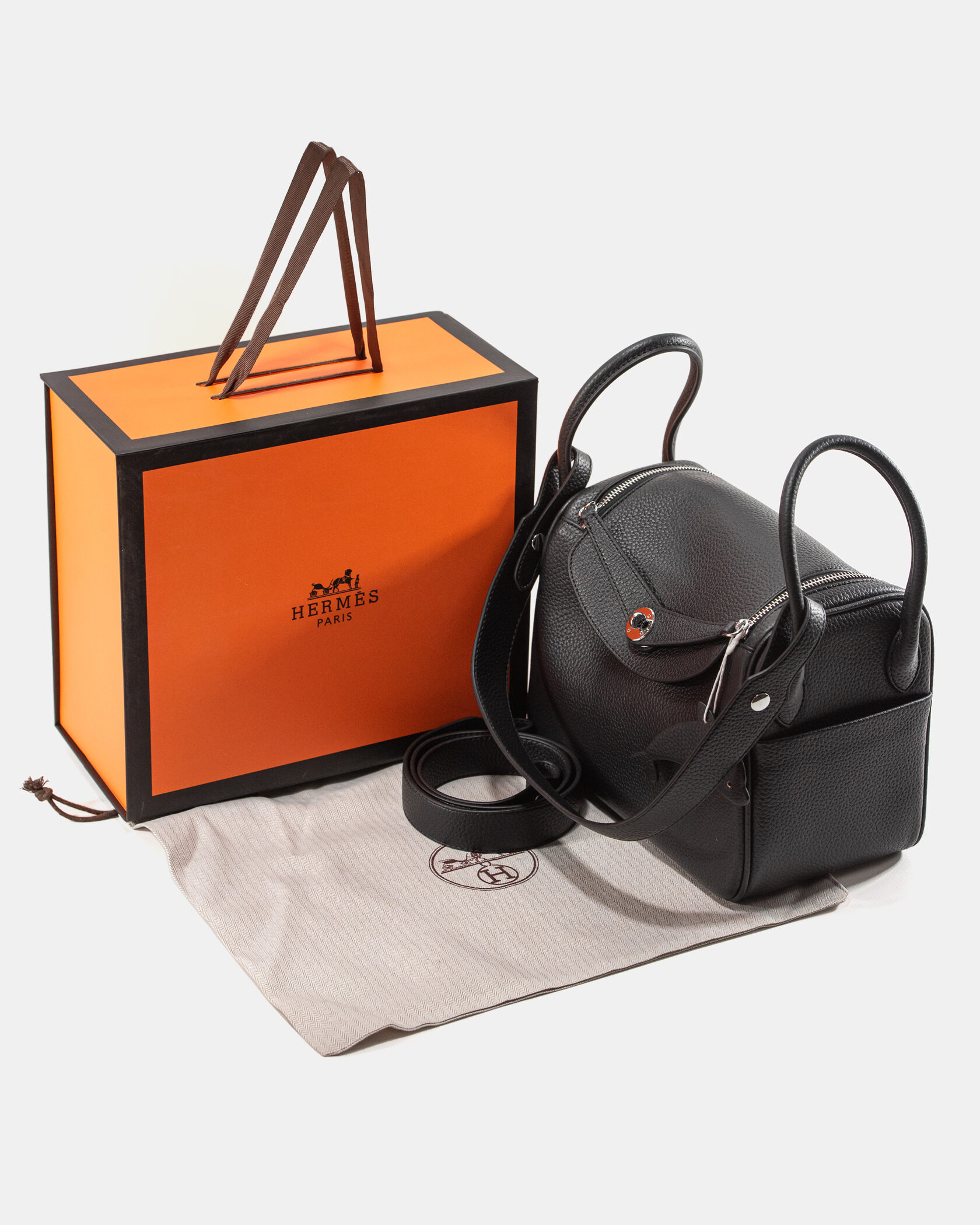 Hermes Lindy 25 Bag Black - 2