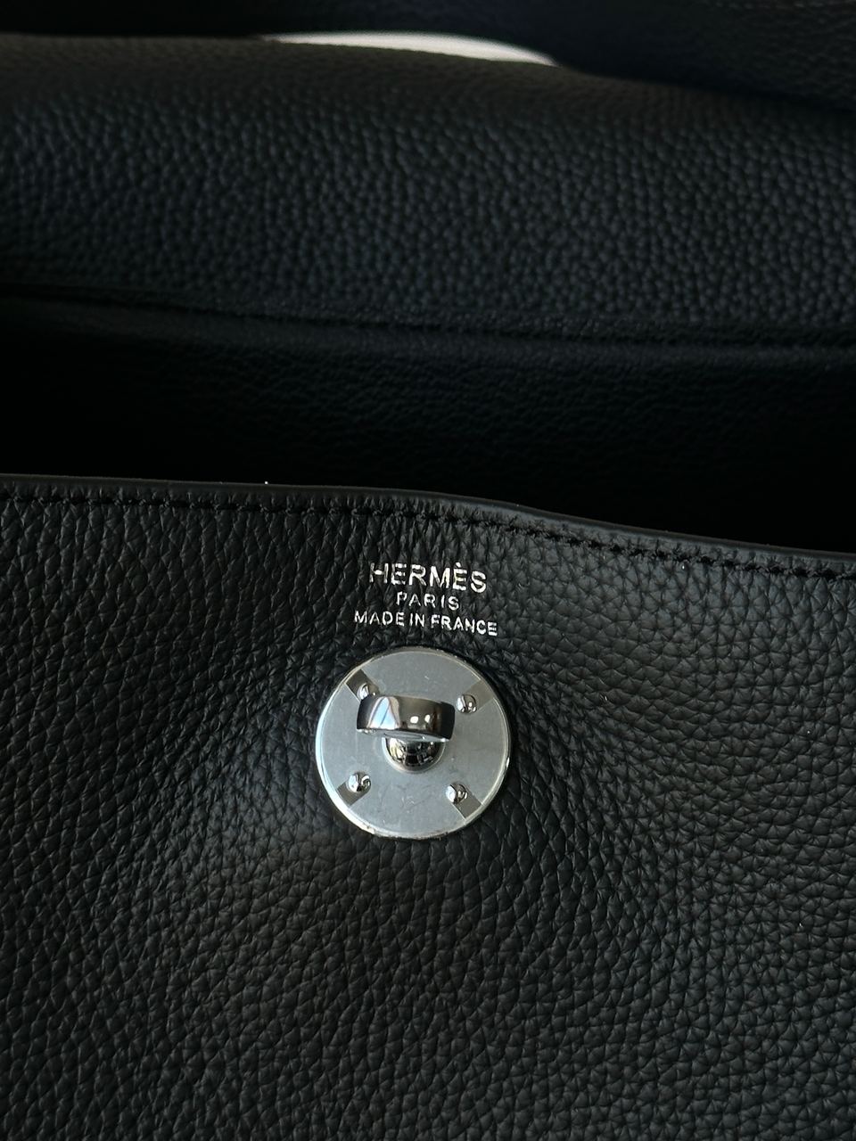 Hermes Lindy 26 Bag Black - 6