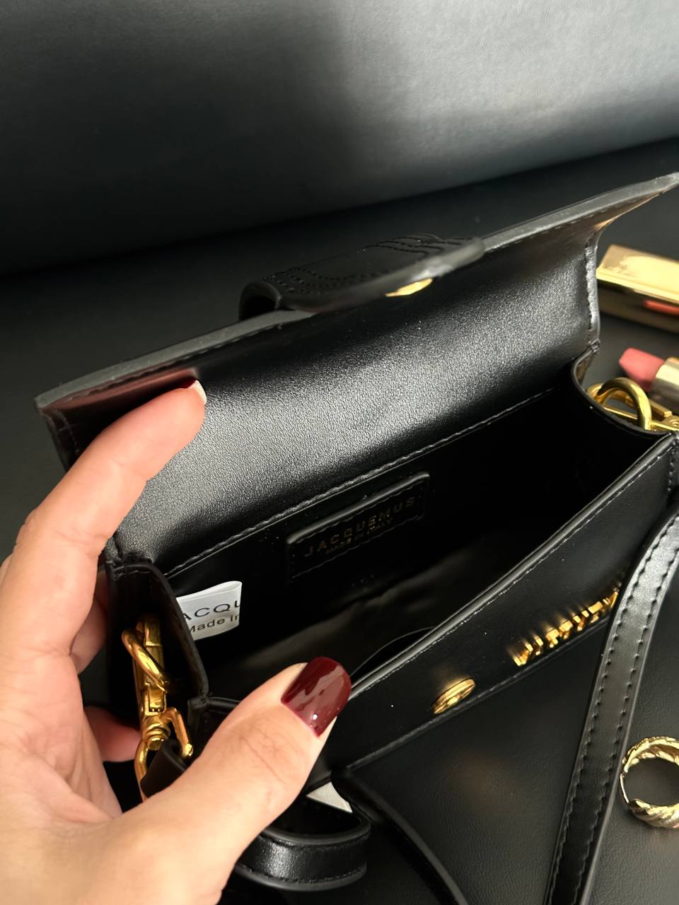 Jacquemus Le Bambino Small Handbag With Adjustable Crossbody Black - 4