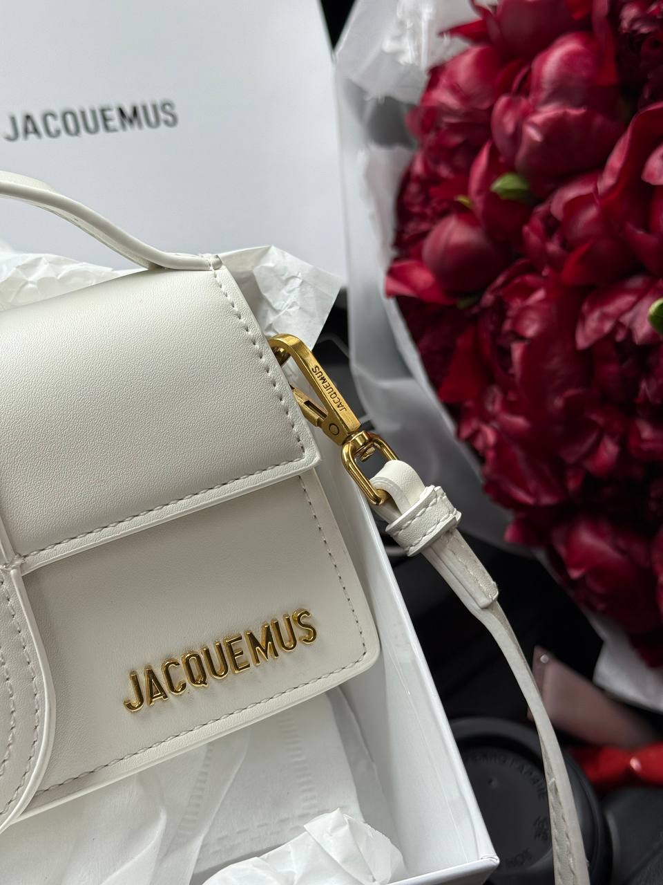 Jacquemus Le Bambino Small Handbag With Adjustable Crossbody White - 6