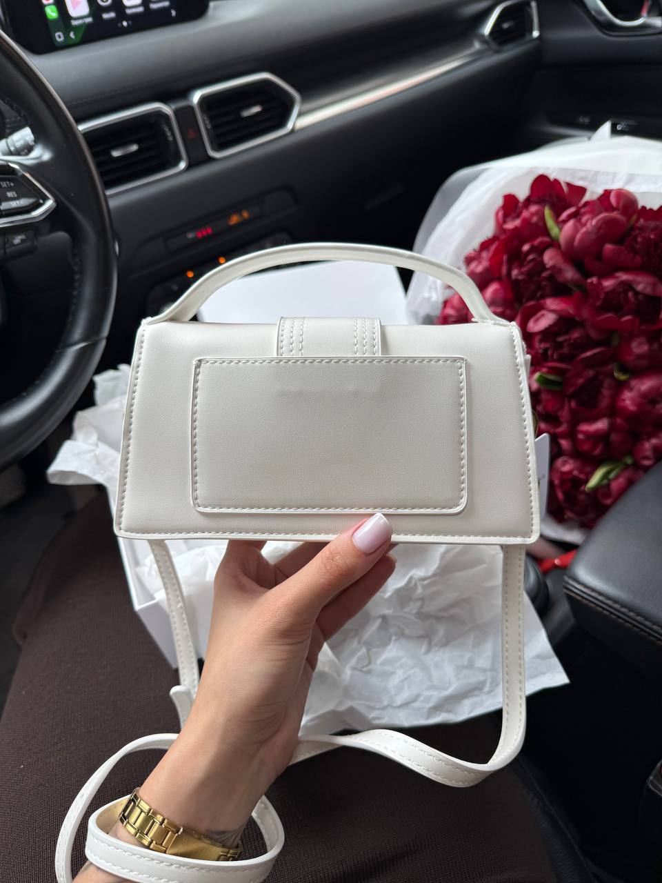 Jacquemus Le Bambino Small Handbag With Adjustable Crossbody White - 8