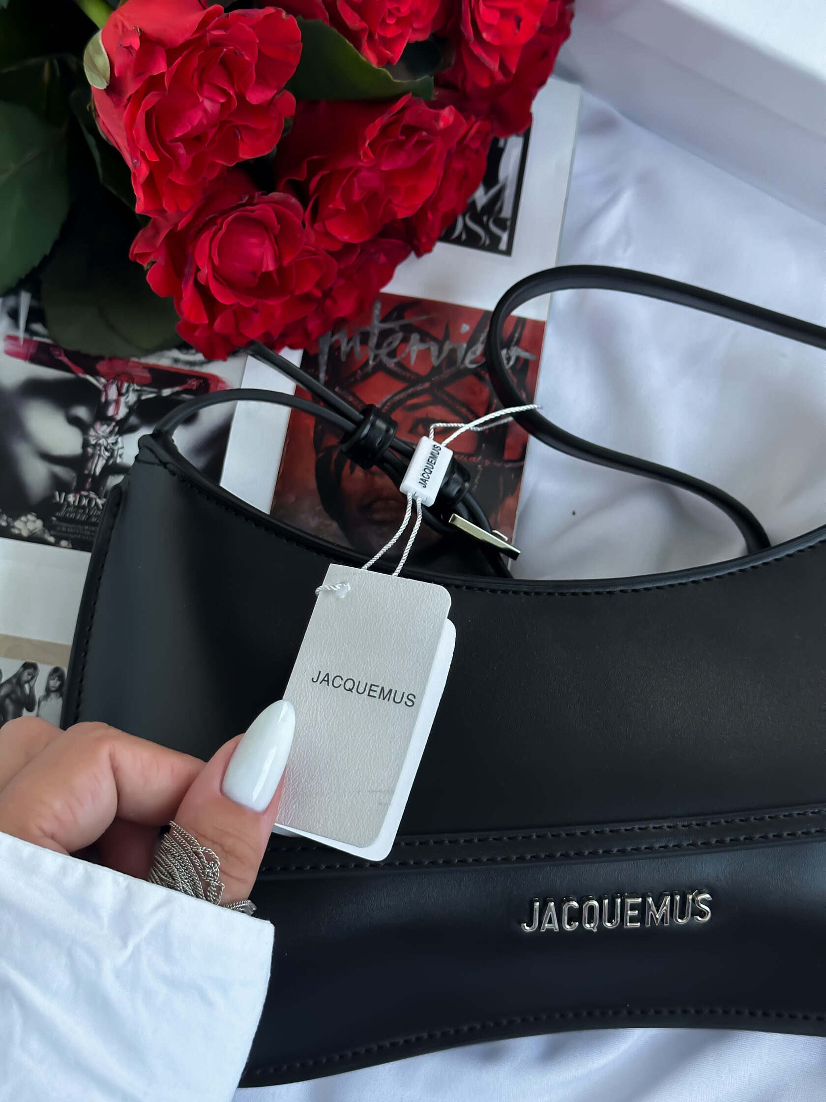 Jacquemus Le Bisou Ceinture Leather Shoulder Bag in Black - 7