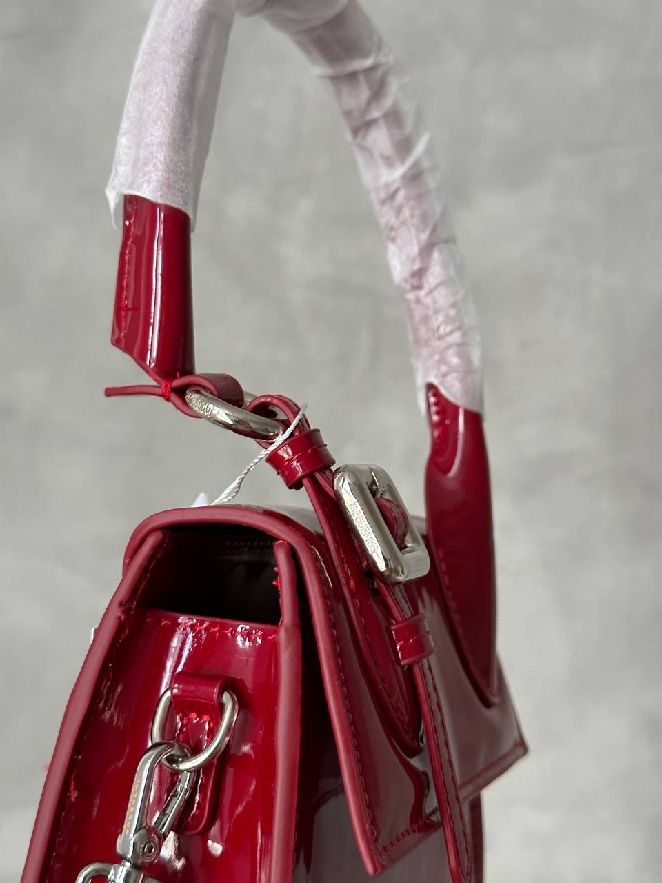 Jacquemus Le Grand Bambino Patent Leather Bag in Red - 14