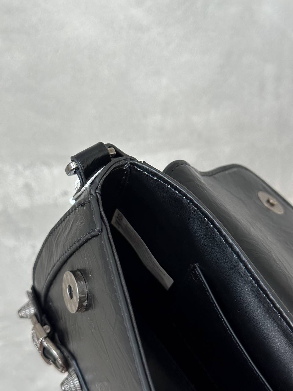 JW PEI Sia Crushed Shoulder Bag Bright Black - 10