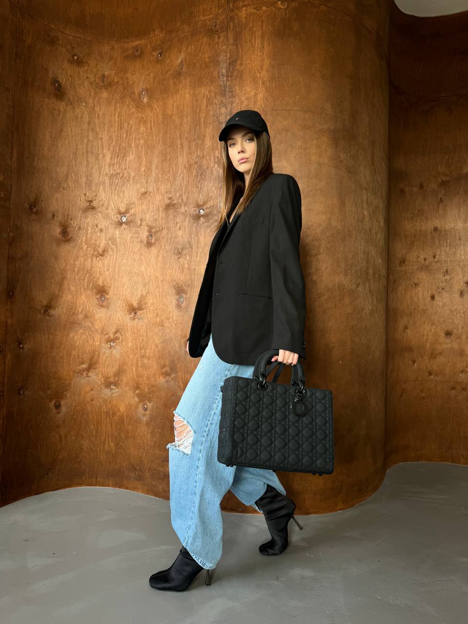 Lady Dior Medium Bag in Black Cannage-Quilted Leather - 4