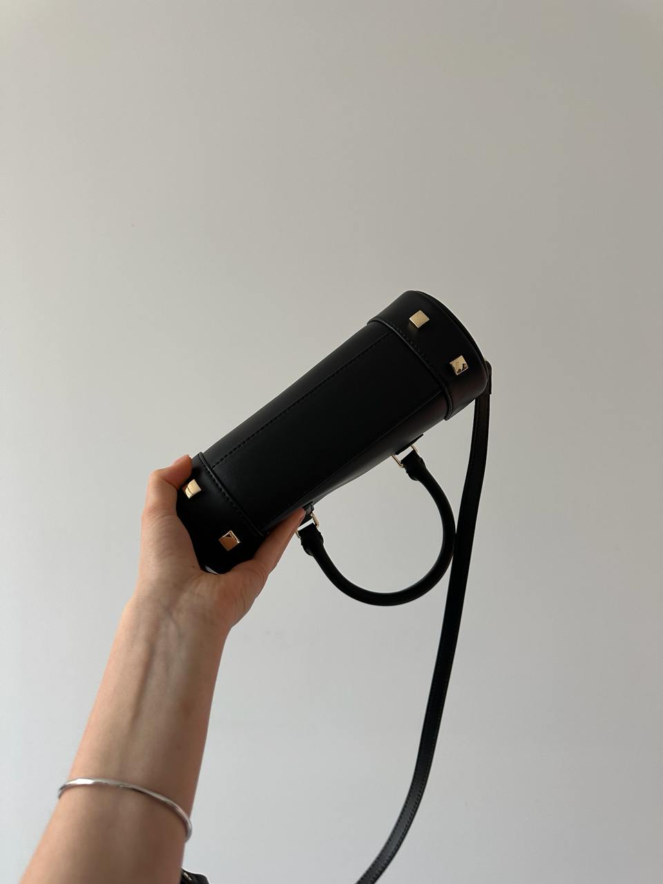 Loewe Amazona 23 Cropped Bag in Nappa Calfskin Black - 10