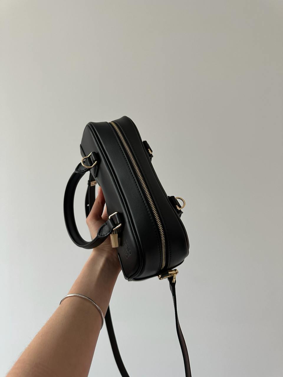 Loewe Amazona 23 Cropped Bag in Nappa Calfskin Black - 11