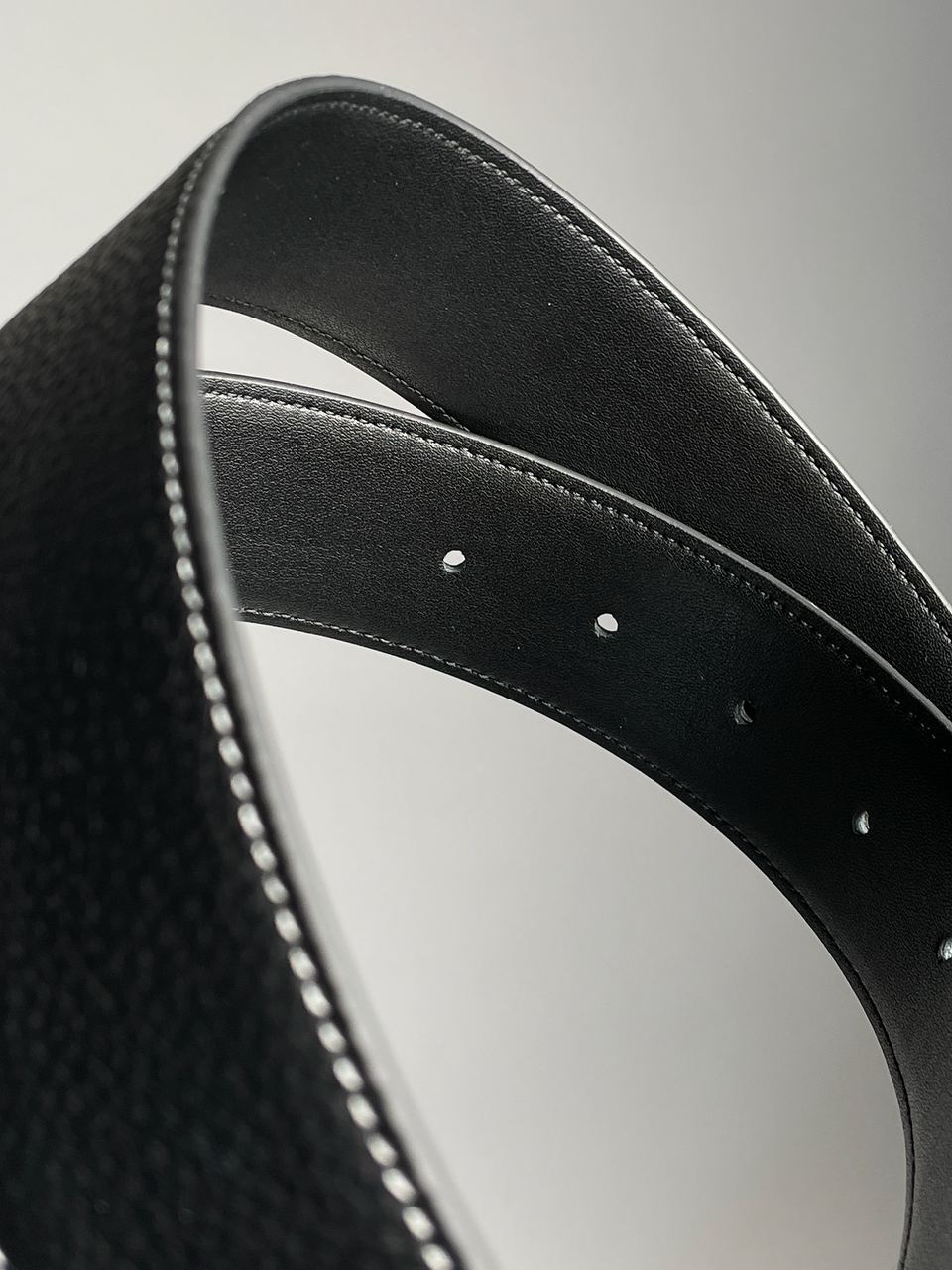 Loewe Anagram Belt in Pebble Grain Calfskin Black/Silver - 8