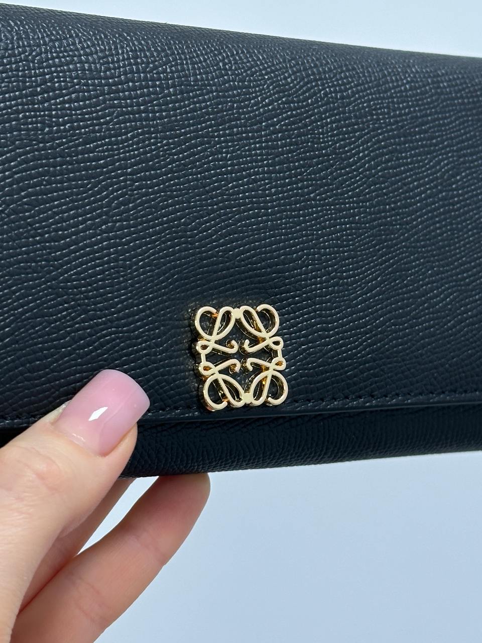 Loewe Anagram Continental Wallet in Pebble Grain Calfskin - 5