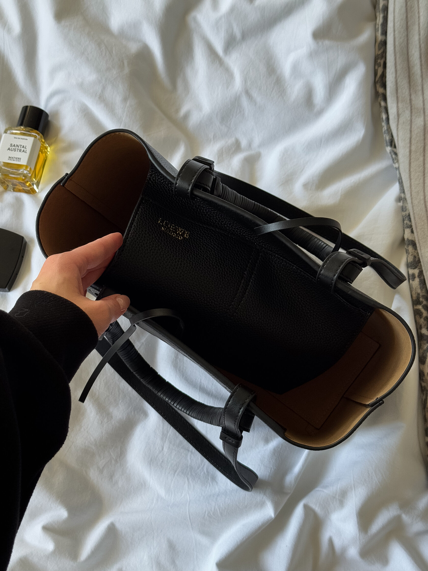 Loewe Bag Tote Anagram Leather Black - 9