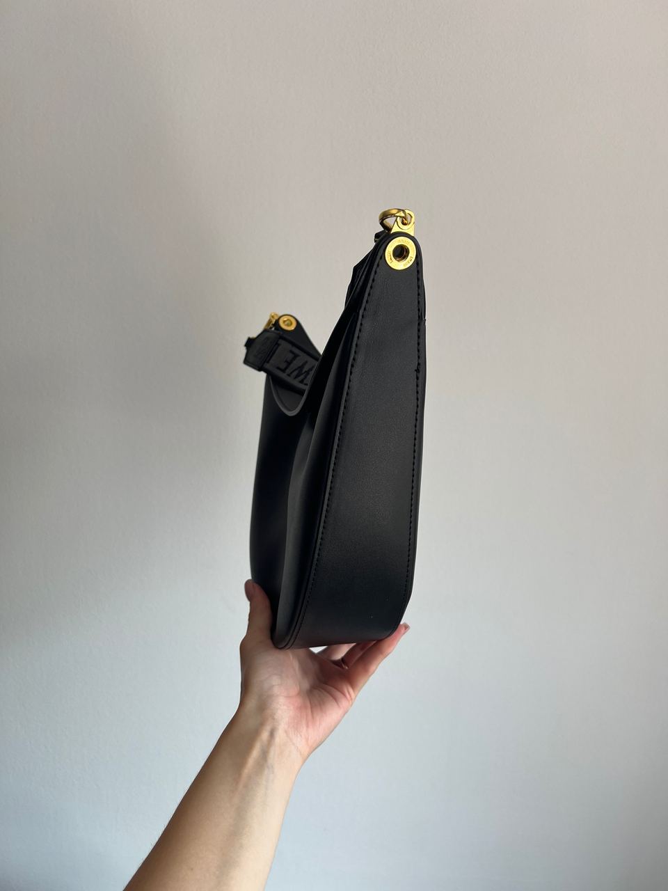 Loewe Luna Leather Shoulder Bag in Black - 6