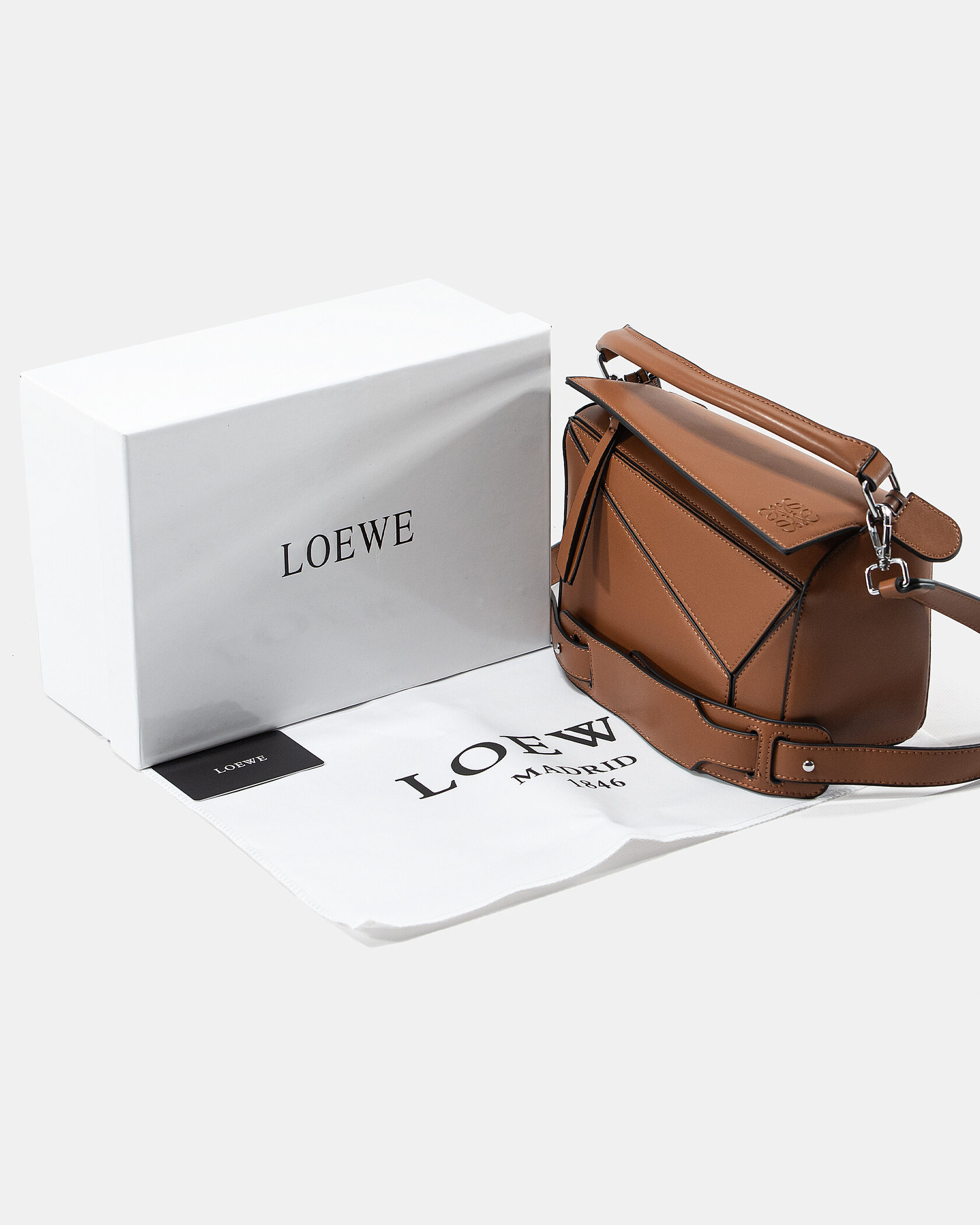 Loewe Paula's Ibiza Puzzle Bag In Classic Calfskin Brown - 2