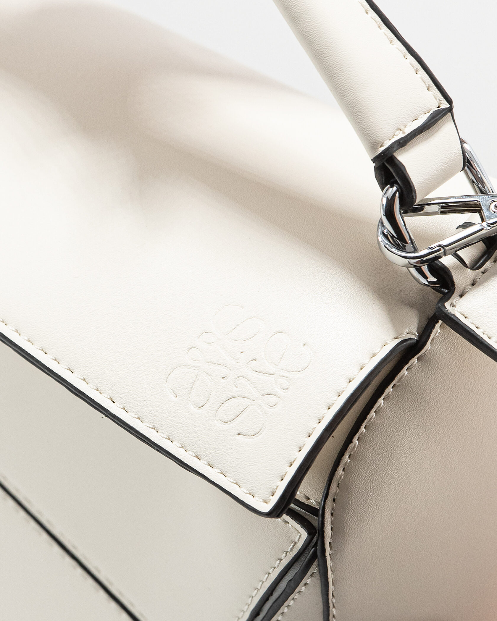 Loewe Paula's Ibiza Puzzle Bag In Classic Calfskin White - 8