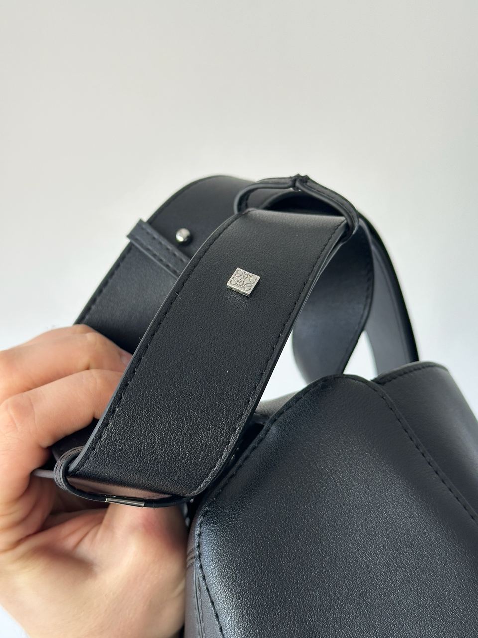 Loewe Puzzle Bag in Classic Calfksin Black - 10