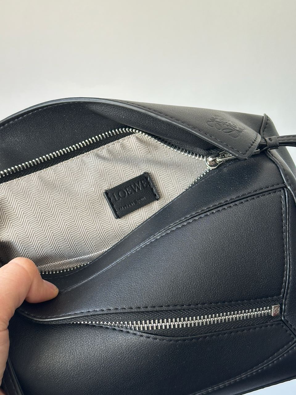 Loewe Puzzle Bag in Classic Calfksin Black - 13