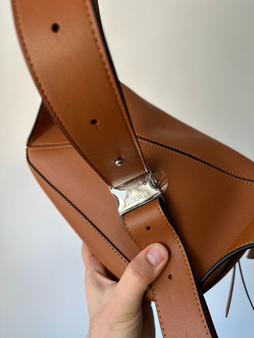 Loewe Puzzle Edge Small Bunbag Brown - 11