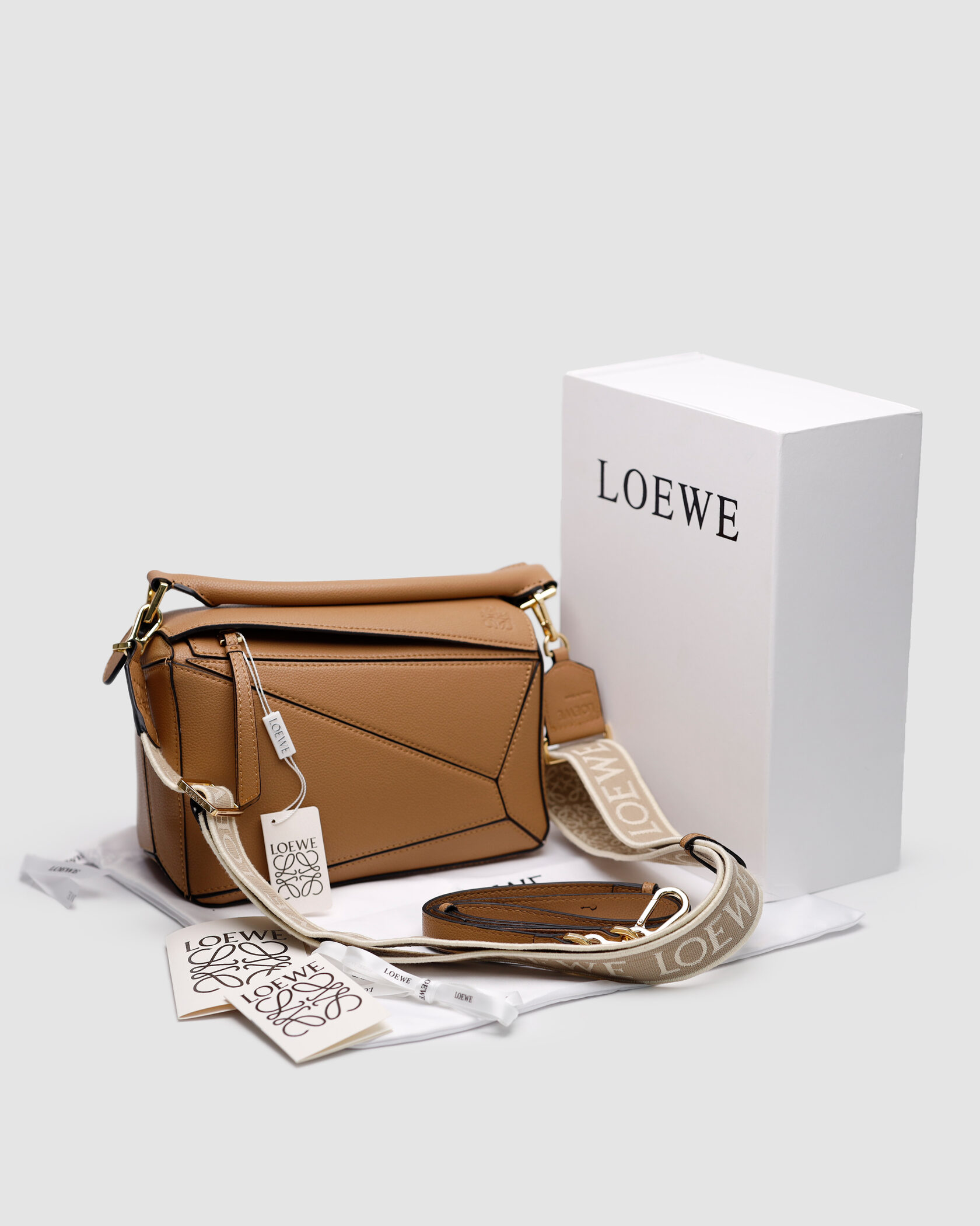 Loewe Small Puzzle Bag in Classic Calfskin Caramel - 2