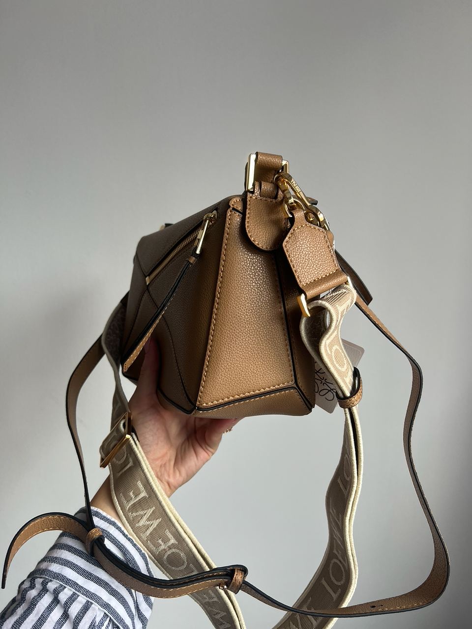 Loewe Small Puzzle Bag in Classic Calfskin Caramel - 8